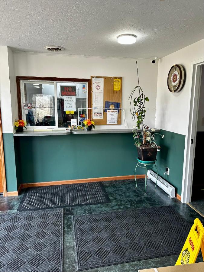 Attica Inn Zewnętrze zdjęcie