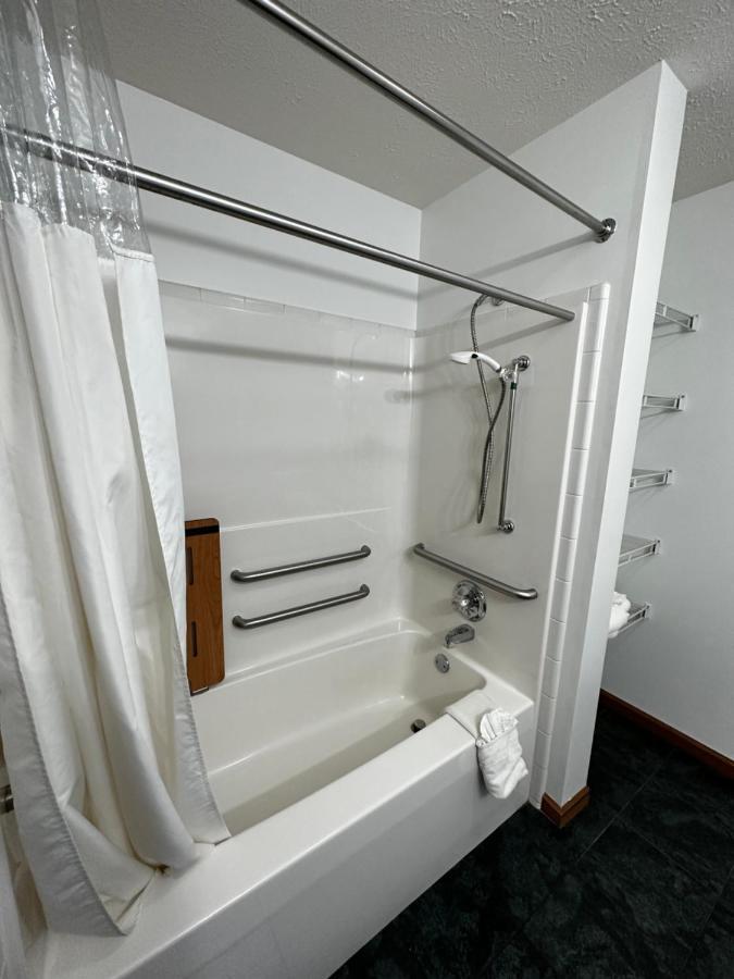 Attica Inn Zewnętrze zdjęcie