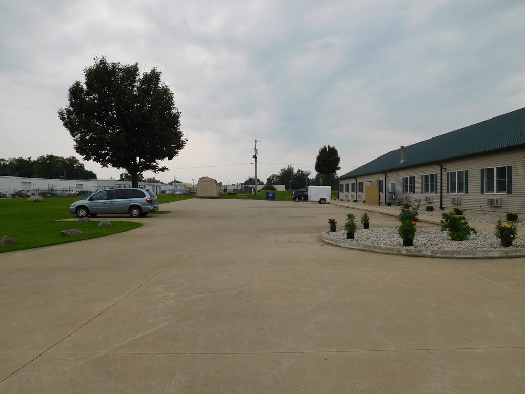 Attica Inn Zewnętrze zdjęcie